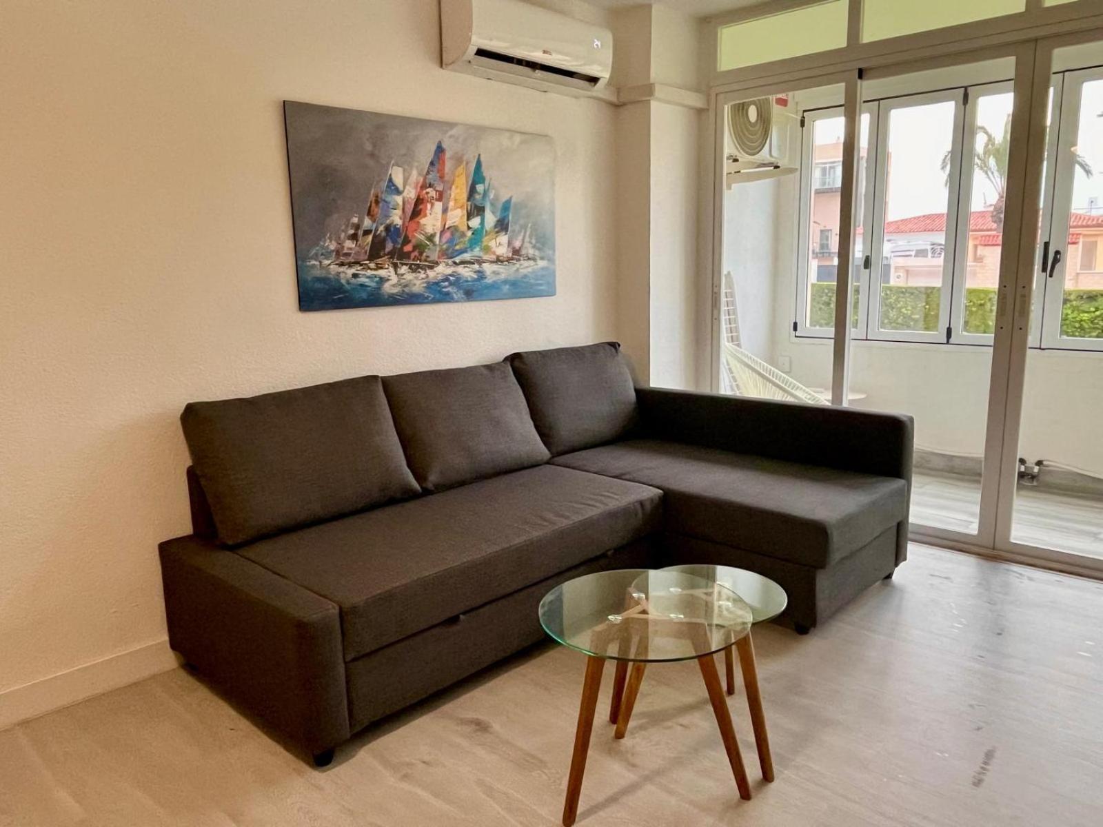 Sea View Apartment Beach Front Punta Prima Торрев'єха Екстер'єр фото